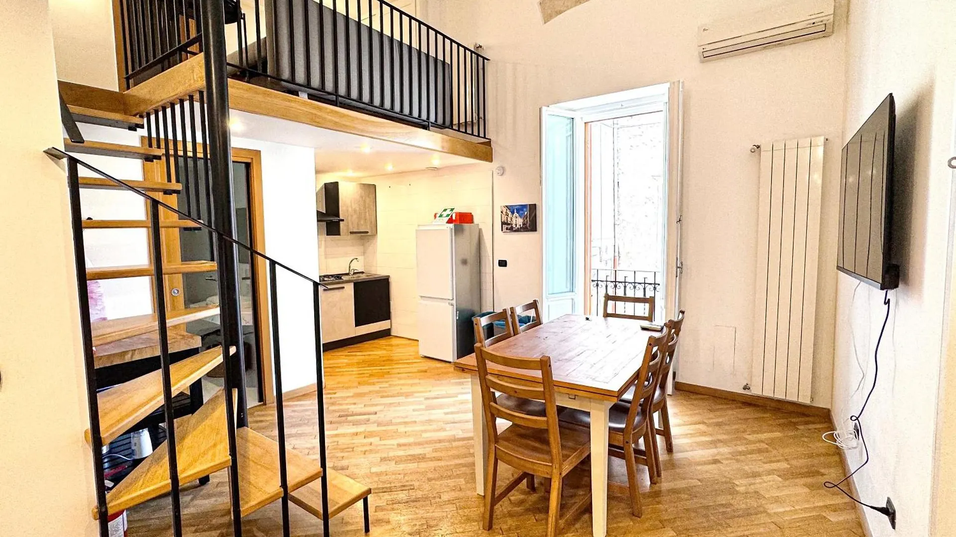 Apricot House Apartment Bari Italy